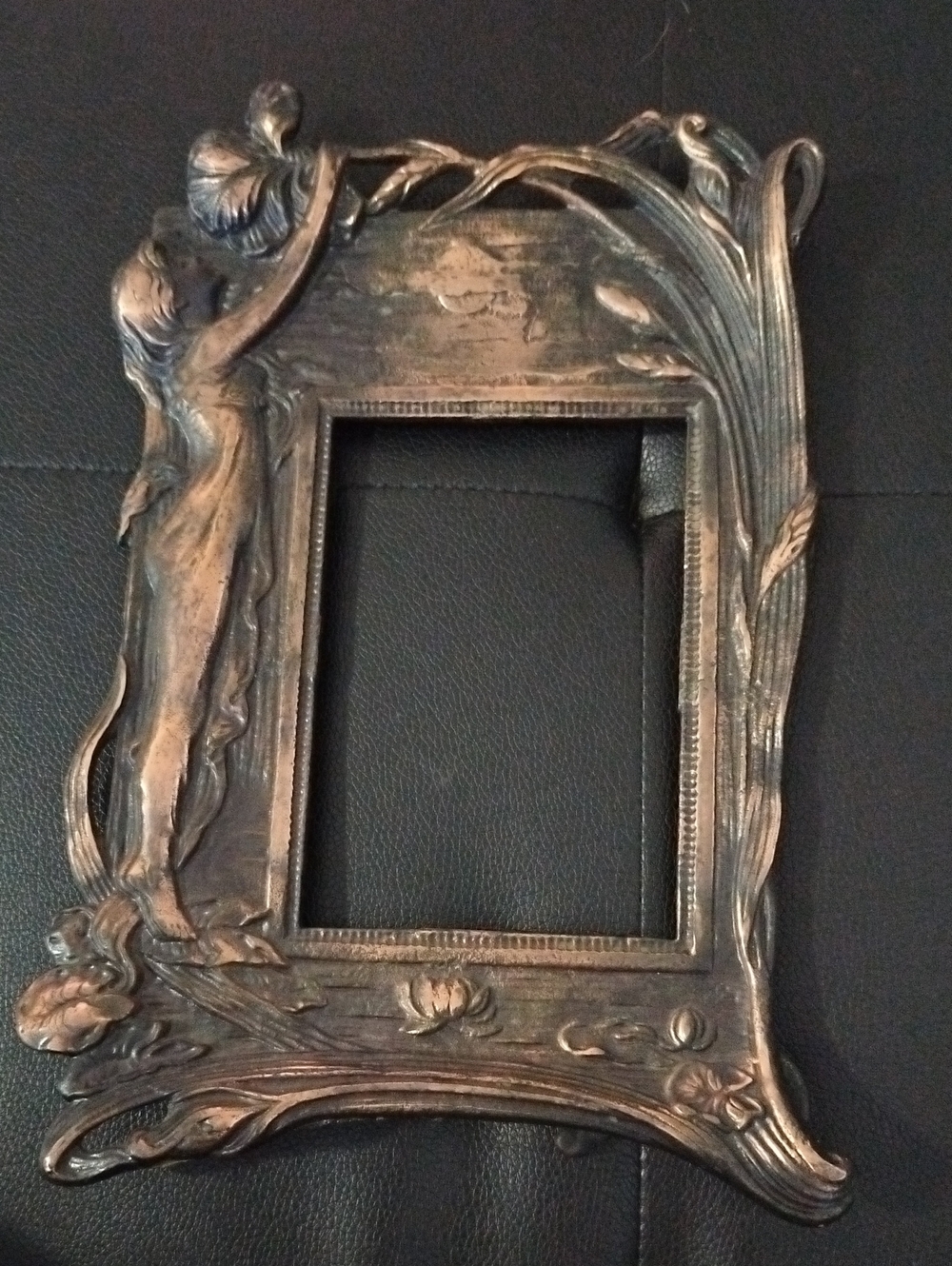 Art Nouveau Bronze-Tone Decorative Photo Frame